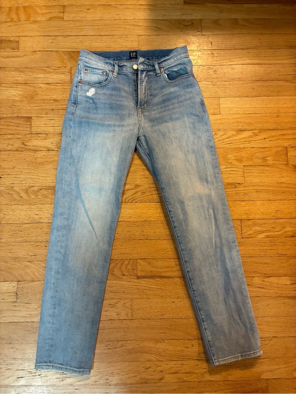 GAP Women's Faded Light Blue Straight Jeans